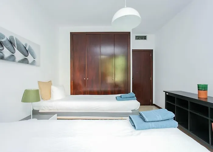 Canela Homes Monumental